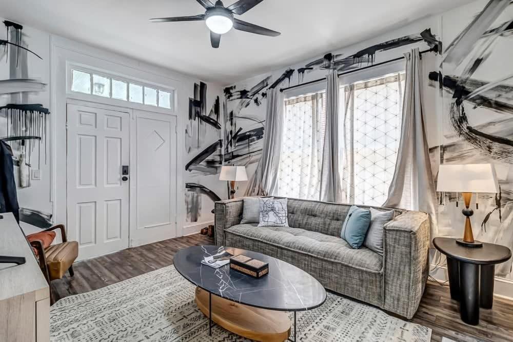 Contemporary Apartment - 5 Min To Tiaa Bank Field! Jacksonville Kültér fotó