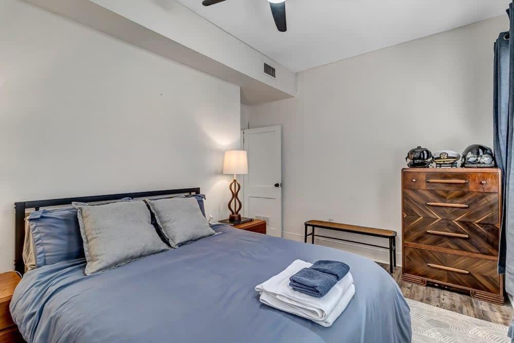 Contemporary Apartment - 5 Min To Tiaa Bank Field! Jacksonville Kültér fotó